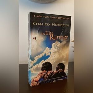 NEW The Kite Runner // Khaled Hosseini